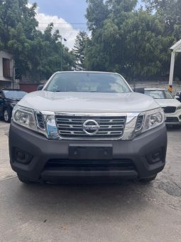 NISSAN NP300 DOBLE CABINA SE TM AA PAQ. SEG. 2020 – SERIE 3N6AD33A5LK850747