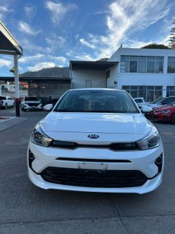 KIA RIO SEDAN EX TA (PIEL) 2021 – SERIE 3KPA34AC6ME380812
