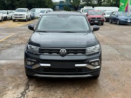 VOLKSWAGEN TAIGUN COMFORTLINE TIPTRONIC 2023 – SERIE WVG2N4CW0PT007343