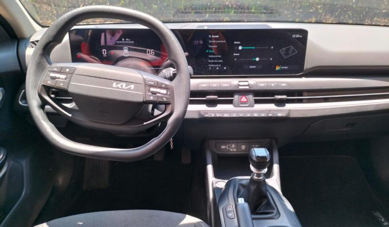 KIA K4 SEDAN L TM 2025 – SERIE 3KPFS4AE7SE002098 full