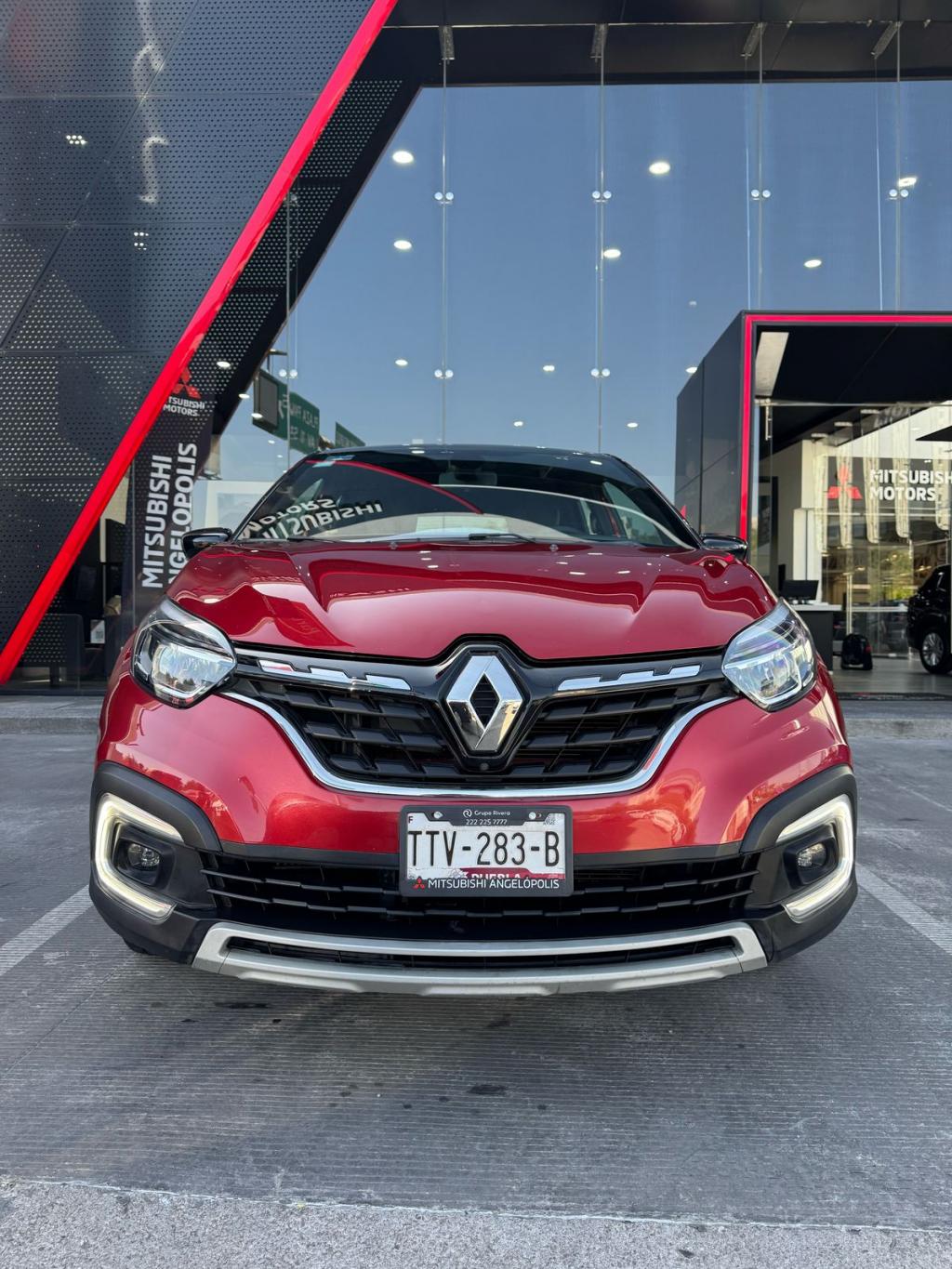RENAULT CAPTUR ICONIC CVT 2023 – SERIE 93YRH4CX9PJ274950