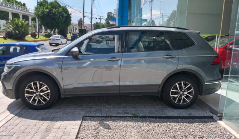 VOLKSWAGEN TIGUAN TRENDLINE PLUS TA 2023 – SERIE 3VVKP65N6PM055573 full