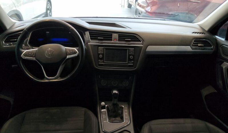 VOLKSWAGEN TIGUAN TRENDLINE PLUS TA 2023 – SERIE 3VVKP65N6PM055573 full